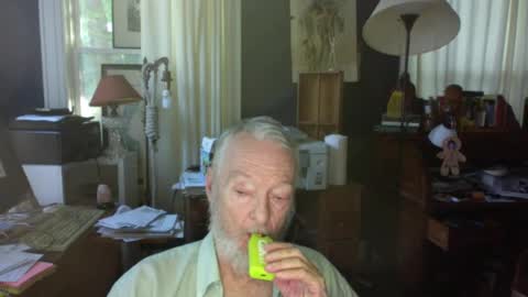 Snapshot of ray1776ray chatting on 06-17-26, 01:01 ray1776ray online show from 06-17-26, 01:01