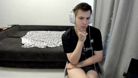 Ray online show from 04-25-26, 04:59