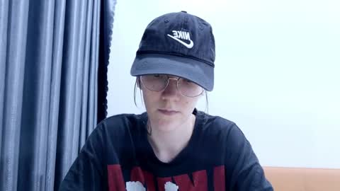 Ray-Ray online show from 04-01-26, 01:52