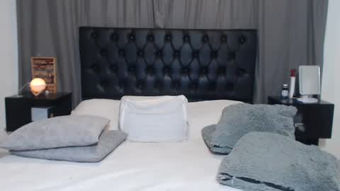 Ray online show from 01-03-25, 02:54