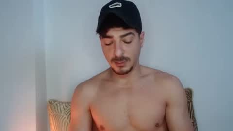 Snapshot of rayaan6969 chatting on 01-16-26, 09:35 Rayaan6969 online show from 01-16-26, 09:35