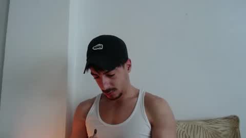 Snapshot of rayaan6969 chatting on 01-19-26, 12:42 Rayaan6969 online show from 01-19-26, 12:42