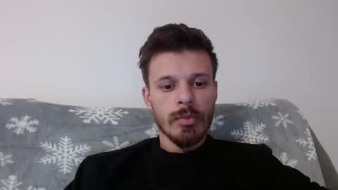 Snapshot of rayann27 chatting on 12-16-24, 02:04 rayan online show from 12-16-24, 02:04