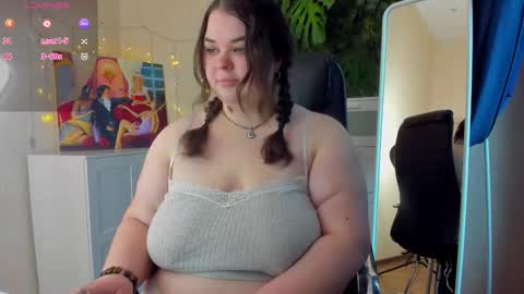 Snapshot of raydirin chatting on 03-08-26, 11:58 Ray online show from 03-08-26, 11:58