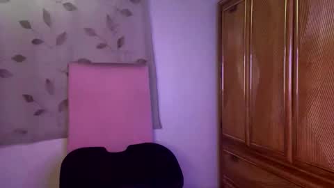 Raye Millian online show from 05-22-26, 04:45