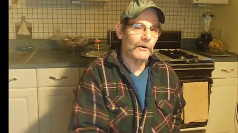 Snapshot of raylene4u2 chatting on 02-20-25, 09:00 Ray online show from 02-20-25, 09:00