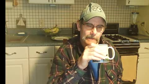 Snapshot of raylene4u2 chatting on 03-09-25, 11:47 Ray online show from 03-09-25, 11:47
