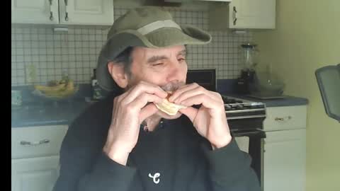 Ray online show from 02-22-26, 07:12