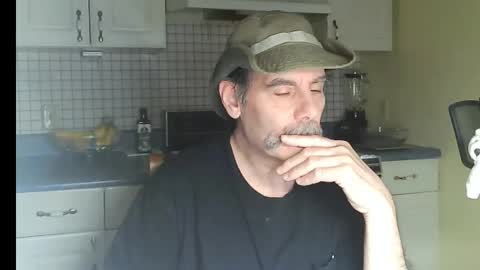 Ray online show from 03-20-26, 08:19