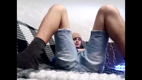 Snapshot of raymartino chatting on 12-15-25, 06:56 RayMartino online show from 12-15-25, 06:56