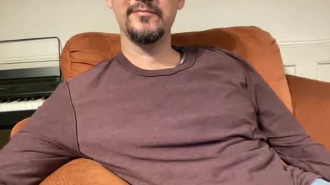 Snapshot of rayos789 chatting on 12-01-25, 04:06 rayos789 online show from 12-01-25, 04:06