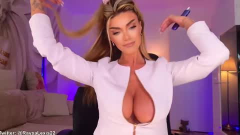 Snapshot of raysalexis19 chatting on 02-11-26, 02:00 raysalexis19 online show from 02-11-26, 02:00