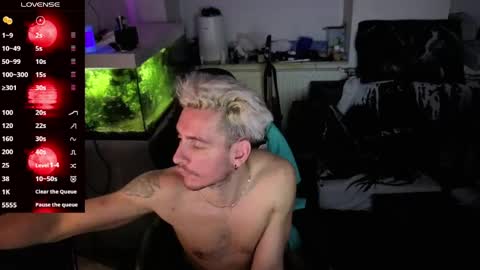 Rayzel online show from 04-20-26, 11:06