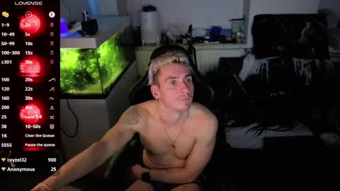 Rayzel online show from 04-21-26, 02:51