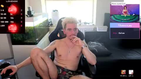 Rayzel online show from 06-26-26, 12:20