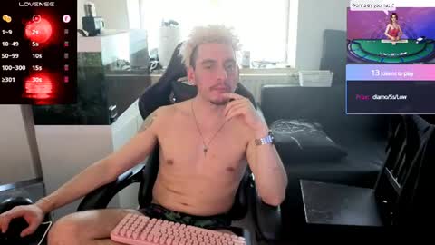 Rayzel online show from 06-28-26, 01:28