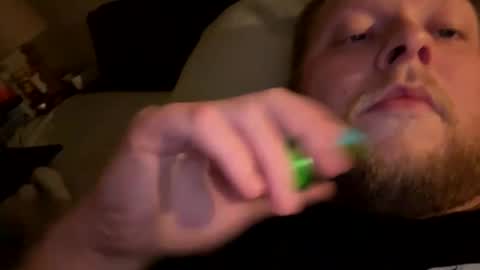 Snapshot of razzleboy chatting on 03-29-26, 05:07 razzleboy online show from 03-29-26, 05:07