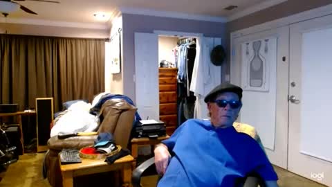 Snapshot of ready4aride2day chatting on 11-09-25, 05:39 ready4aride2day online show from 11-09-25, 05:39