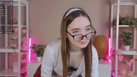 Snapshot of reaganprigg chatting on 12-02-25, 03:12 Sandy online show from 12-02-25, 03:12