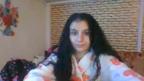 Snapshot of real_coupl3 chatting on 11-19-25, 02:55 real_coupl3 online show from 11-19-25, 02:55