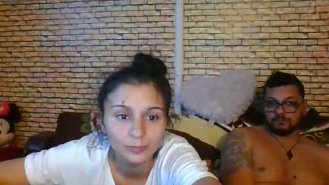 Snapshot of real_coupl3 chatting on 11-28-25, 08:00 real_coupl3 online show from 11-28-25, 08:00