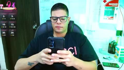 Snapshot of realjoel chatting on 05-01-26, 12:10 Joel online show from 05-01-26, 12:10