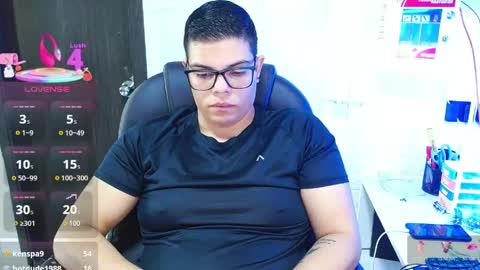 Snapshot of realjoel chatting on 05-11-26, 02:45 Joel online show from 05-11-26, 02:45