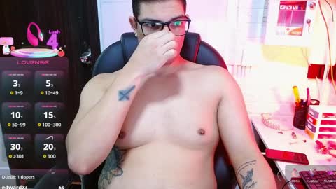 Snapshot of realjoel chatting on 05-15-26, 11:50 Joel online show from 05-15-26, 11:50