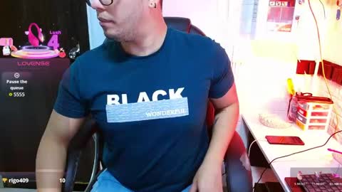 Snapshot of realjoel chatting on 05-20-26, 12:00 Joel online show from 05-20-26, 12:00
