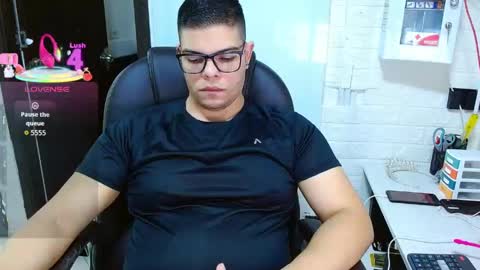 Snapshot of realjoel chatting on 05-27-26, 12:35 Joel online show from 05-27-26, 12:35