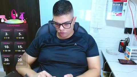 Snapshot of realjoel chatting on 06-06-26, 11:59 Joel online show from 06-06-26, 11:59