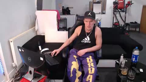 Snapshot of reallyman7 chatting on 02-22-26, 01:42 Ask me online show from 02-22-26, 01:42