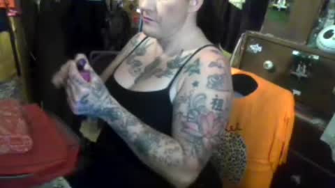 Snapshot of reallyredrum69th chatting on 07-09-26, 05:28 reallyredrum69th online show from 07-09-26, 05:28
