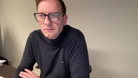 Snapshot of realstuff_ chatting on 12-09-24, 03:33 realstuff_ online show from 12-09-24, 03:33
