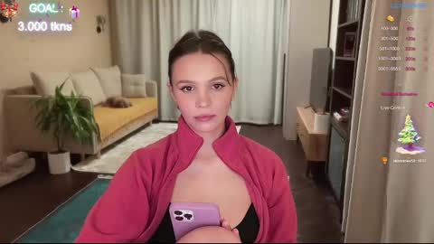 AliceEve online show from 12-17-24, 09:05