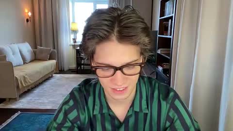 AliceEve online show from 01-05-25, 12:31