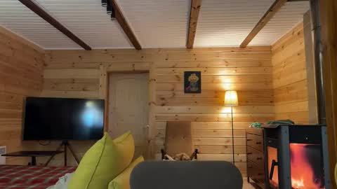 AliceEve online show from 03-29-26, 05:02