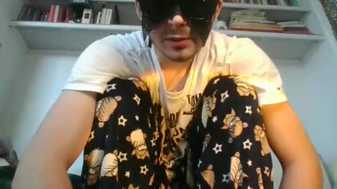 Snapshot of realzademeadows chatting on 04-30-26, 02:01 realzademeadows online show from 04-30-26, 02:01