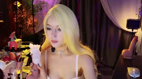 reaowna___ online show from 10-01-25, 12:00