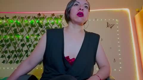 Rebbeca online show from 10-28-25, 10:41