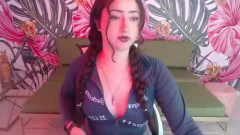 Snapshot of rebeca_dreams chatting on 07-06-26, 08:33 Rebeca dreams online show from 07-06-26, 08:33