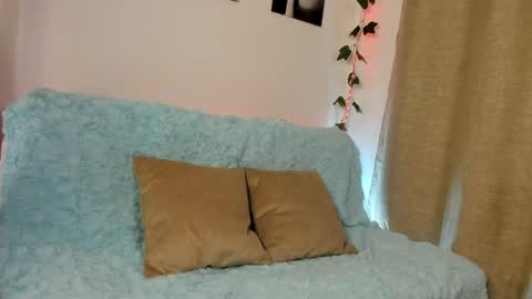 Rebeca Marchetti online show from 04-11-26, 09:30