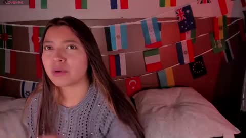 Snapshot of rebeca_williams_ chatting on 06-20-26, 11:13 Rebeca Williams online show from 06-20-26, 11:13