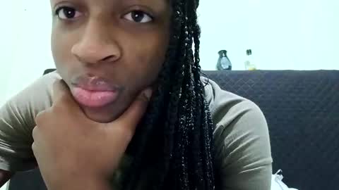 Tu mami Rebecca online show from 05-28-26, 11:51