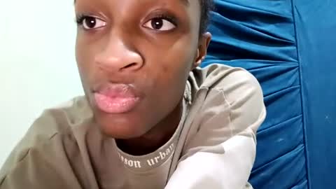 Tu mami Rebecca online show from 07-03-26, 10:54
