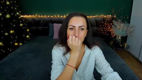 Snapshot of rebecca_diamonds chatting on 01-21-25, 06:22 rebecca_diamonds online show from 01-21-25, 06:22