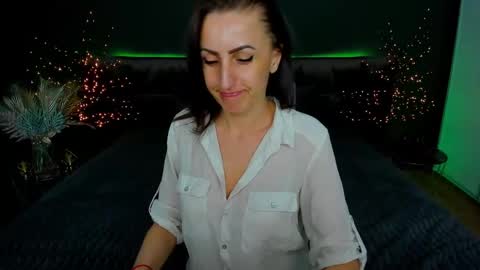 Snapshot of rebecca_diamonds chatting on 02-24-25, 02:04 rebecca_diamonds online show from 02-24-25, 02:04