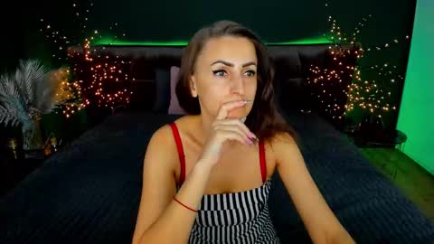 Snapshot of rebecca_diamonds chatting on 09-10-25, 05:29 rebecca_diamonds online show from 09-10-25, 05:29