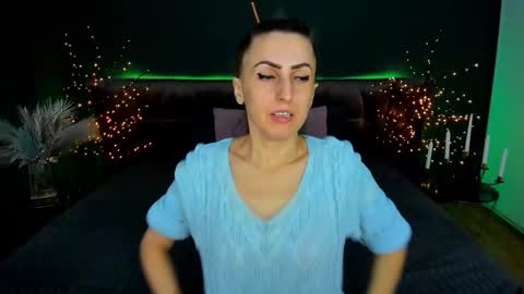 Snapshot of rebecca_diamonds chatting on 02-03-26, 06:40 rebecca_diamonds online show from 02-03-26, 06:40