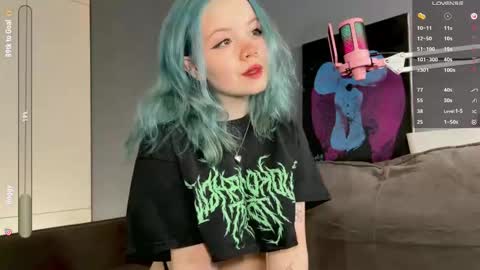 Snapshot of rebeccaniksoon chatting on 02-12-26, 03:12 Rebecca Nikson online show from 02-12-26, 03:12